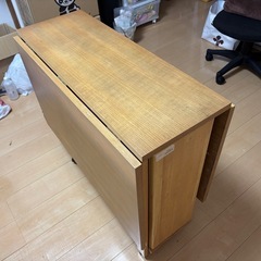 バタフライテーブルの画像