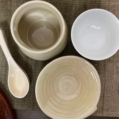 土鍋10号　取り皿、ガラ入れ、茶碗、レンゲセットの画像