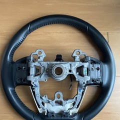 50系プリウス純正ステアリング の画像