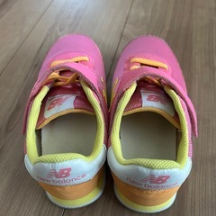new balanceの画像