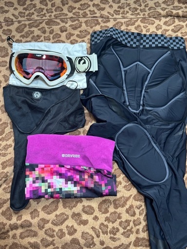 ブランド:OGASAKA含むスノーボード用品一式(小物類含む10点)