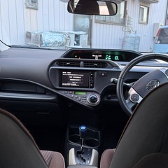 トヨタ アクア Gの画像