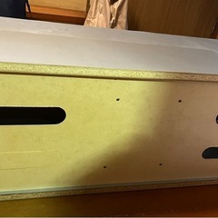 テレビボードの画像