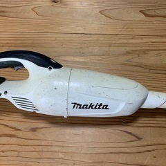 【お取引中】マキタ　掃除機　18v 本体のみの画像