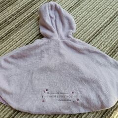 ポンチョ　Bebe  サイズフリー50-90の画像