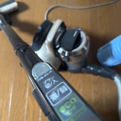 TOSHIBA サイクロン掃除機の画像