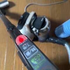 TOSHIBA サイクロン掃除機の画像