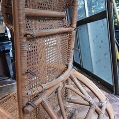 ラタン　リクライニングチェアの画像