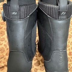 ※11/9中対応で値引きあり！ブランド:OGASAKA含むスノーボード用品一式(小物類含む10点)の画像