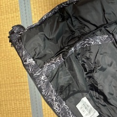 ダウンジャケットの画像