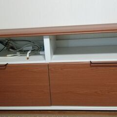 【リメイクしています】IKEA borgsjö　テレビ台の画像