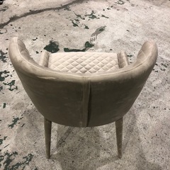 モダンエンカーサ　moda en casa バンケットチェアの画像