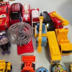 ミニカー、おもちゃ、アンパンマンの画像