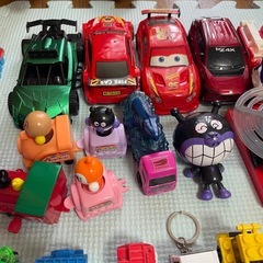 ミニカー、おもちゃ、アンパンマンの画像