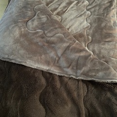 【美品】こたつ掛布団 ニトリの画像