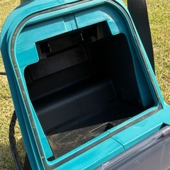 🉐makita 充電式噴霧器(除草剤噴霧器)の画像