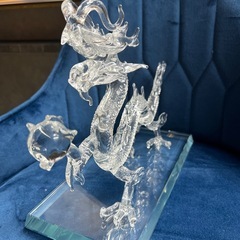 ガラスの龍のお着物の画像