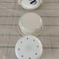 電子レンジ調理器　圧力蒸し器の画像