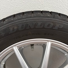 スタッドレスタイヤ　
DUNLOP 175/65R15 84Q WINTTER MAXX の画像