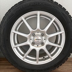 スタッドレスタイヤ　
DUNLOP 175/65R15 84Q WINTTER MAXX の画像
