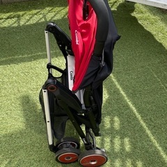 【中古品】11/16まで掲載その後フリマ出します combi コンビ f2 軽量 バギー ベビーカーの画像