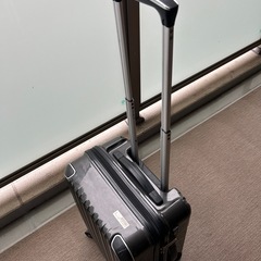 (決まりました)スーツケースの画像