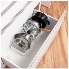 ニトリ　伸縮ボウル、フライパンスタンドの画像