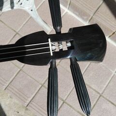 黒木の三線の画像