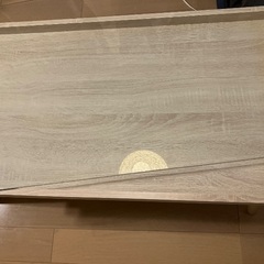 中古ディスプレイテーブルの画像