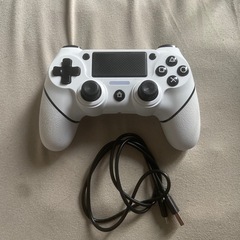 PlayStation 4 (PS4)ジェット・ブラック 500GB の画像