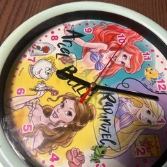 プリンセス　壁掛け時計　マフラーの画像