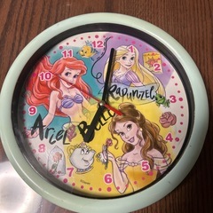 プリンセス　壁掛け時計　マフラーの画像