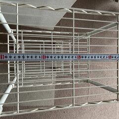 【あげます】【無料】【難あり】　組み立て式金属製　ラックの画像