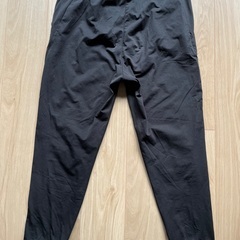 ユニクロ ジョガーパンツ XL ブラックの画像