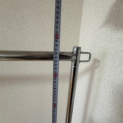 無料　2段になる衣装ラックの画像