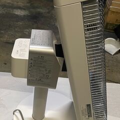 DAIKIN ダイキン　遠赤外線　セラムヒート　首振り　２０２１年製の画像