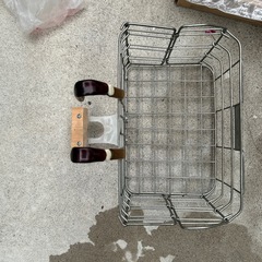 良い中古品自転
車折りたたみ前カゴ　の画像
