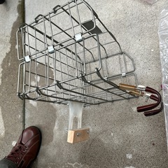 良い中古品自転
車折りたたみ前カゴ　の画像
