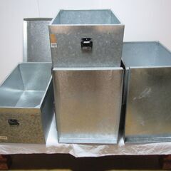 ブリキ衣装缶　トタン収納ケース　箱函　まとめて６個　保存　防虫　和室　座敷　日本間　の画像