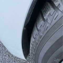 スタッドレスタイヤ17インチホイール付き　225/55R17ヨコハマタイヤの画像