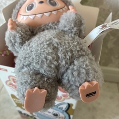 ラブブ マカロン Sesame Bean グレー らぶぶの画像