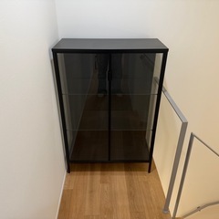 IKEA RUDSTA　ガラスキャビネットの画像