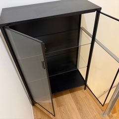 IKEA RUDSTA　ガラスキャビネットの画像
