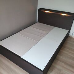 ニトリ　ベッドフレーム　ダブルの画像