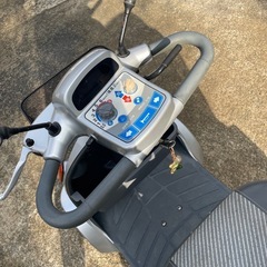 セリオ　シニアカー　セニアカー　電動カート　電動車椅子　遊歩パートナーの画像