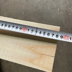 杉　30×105×2780mm LVB(集成材）100本30,000円 ⁉️  の画像