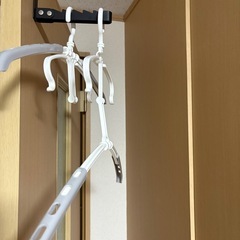 パーカー用プラスチックハンガーの画像