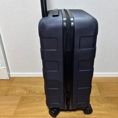 【ファスナー一部故障有】スーツケース(小型) の画像