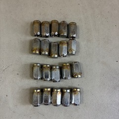 BRIDGESTONE ブリヂストン ブリジストン VRX 205/60R16 スタッドレス　タイヤ　202020年製　16インチの画像