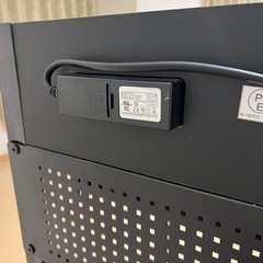 USB ×コンセント付きパソコンデスク　CORSAIR T3 RUSH V2 チャコールチェア　　の画像